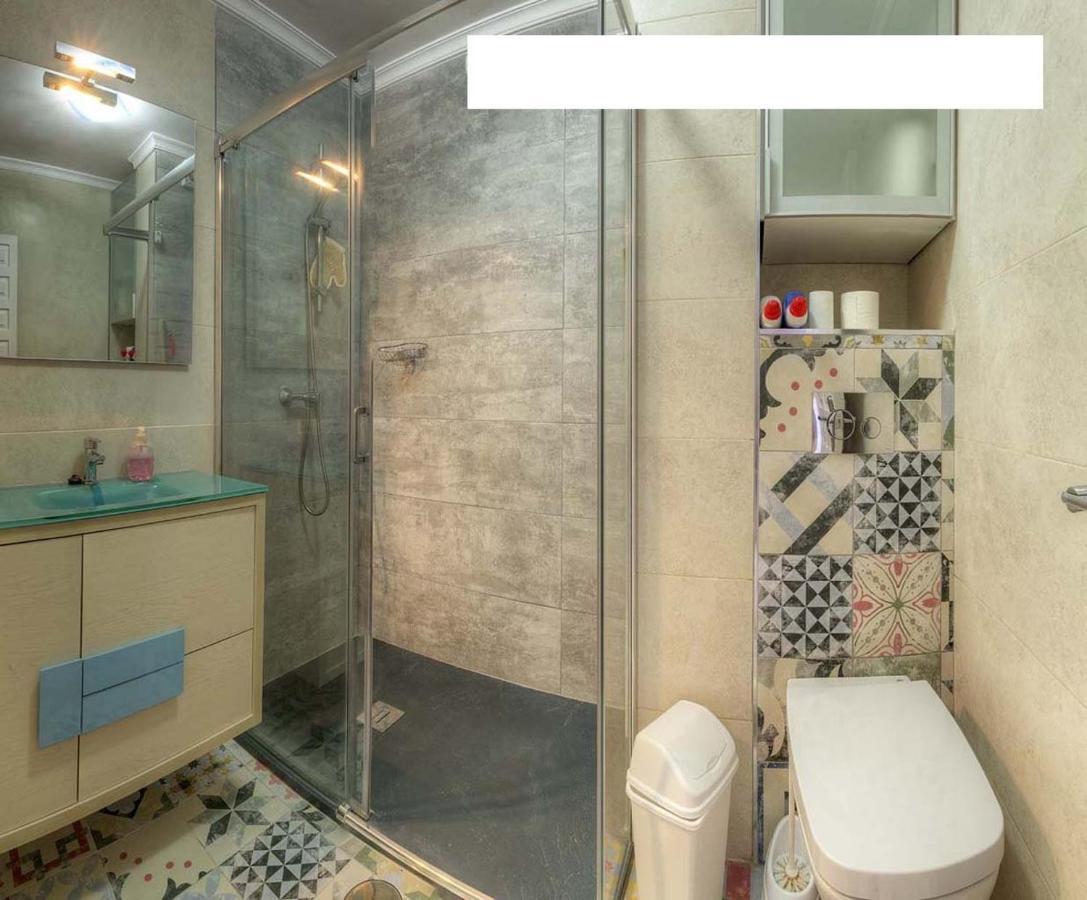 Precioso Apartamento Frontal Al Mar Nerja Zewnętrze zdjęcie