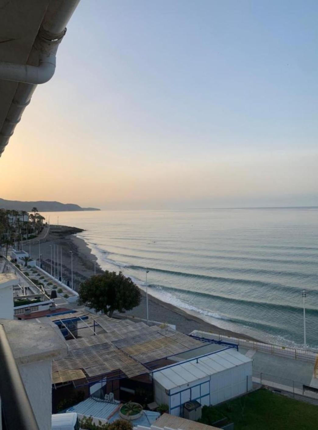 Precioso Apartamento Frontal Al Mar Nerja Zewnętrze zdjęcie